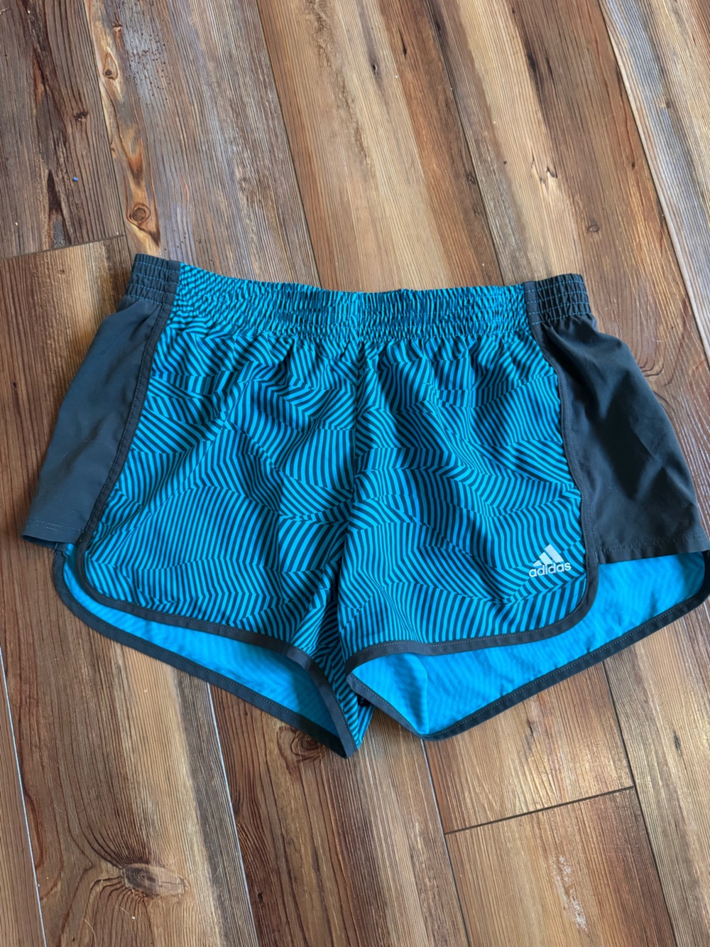adidas - Medium - Women’s Teal Running Shorts